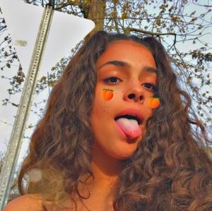 Meet your Posher, Ariana